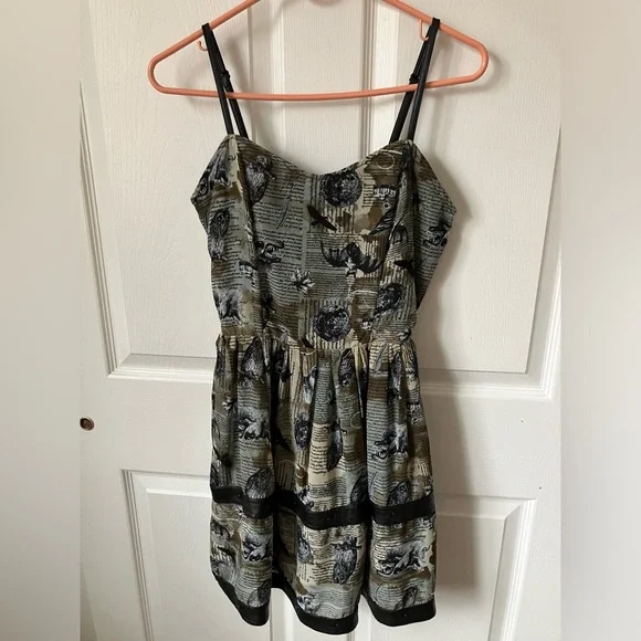 Hot Topic Spin Doctor Luna printed gothic dress - Picture 3 of 16